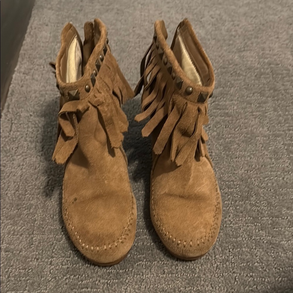 Crown Vintage Tan Ankle Booties with Fringe